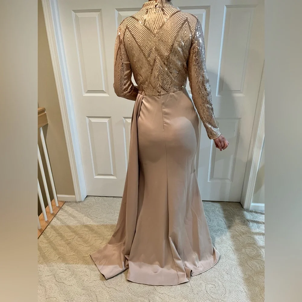 Rose gold sequin gown size - size 6/8 - Picture 5 of 5